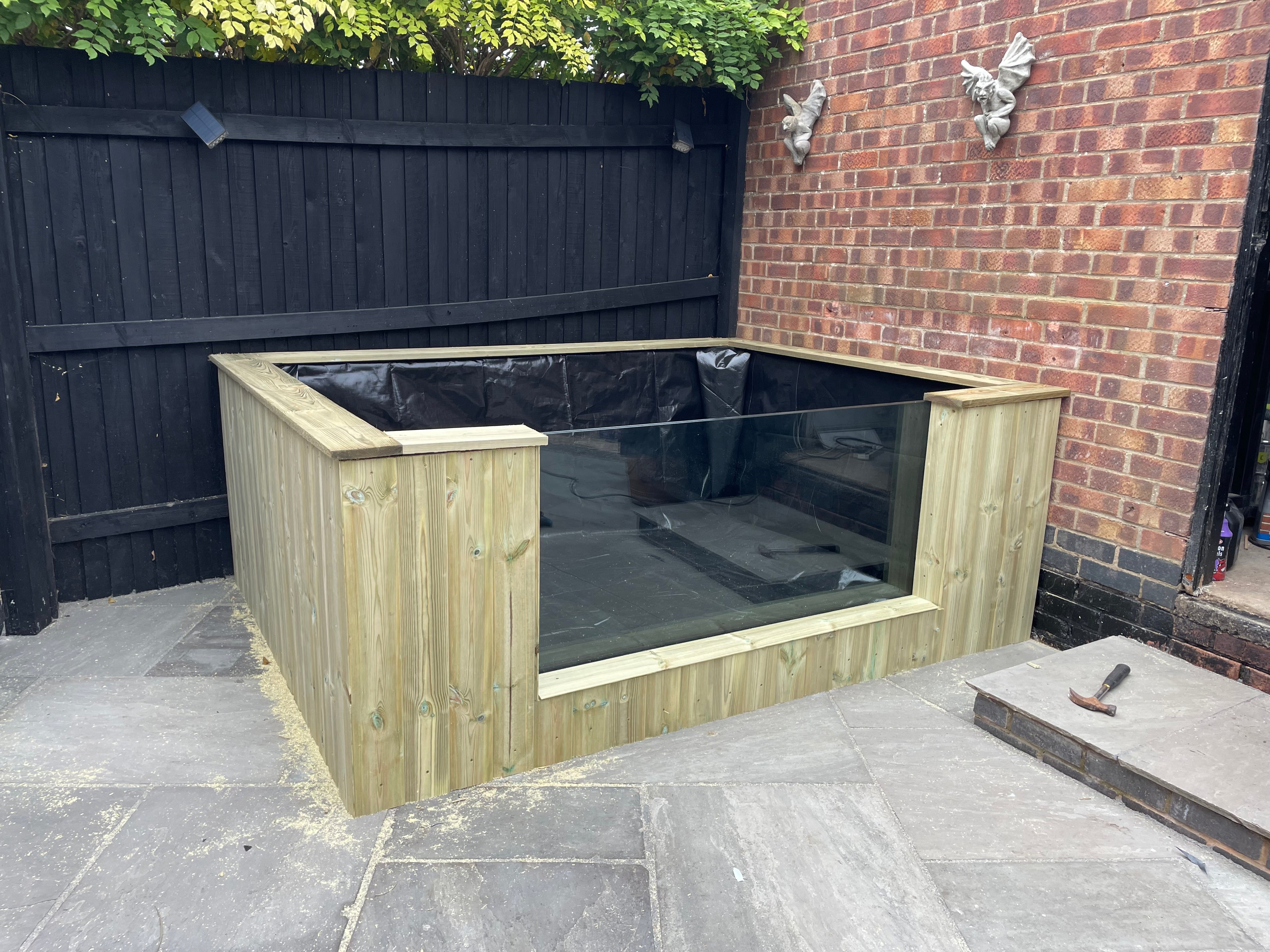 8x4x3ft pond with viewing window